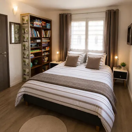Les Fruits De Mer, Et Centre à Pied, Lits Faits, Parking Gratuit, Animal Bienvenu Appartement *