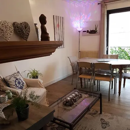 Appartement Les Fruits De Mer, Et Centre à Pied, Lits Faits, Parking Gratuit, Animal Bienvenu
